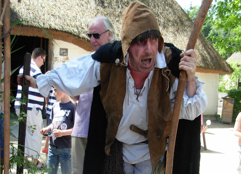 strassentheater Roderick von Kuytaert Wesen von Saeftinghe